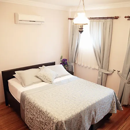 Hotel Ebruli 2*