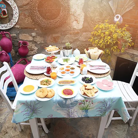 Hotel Ebruli 2*