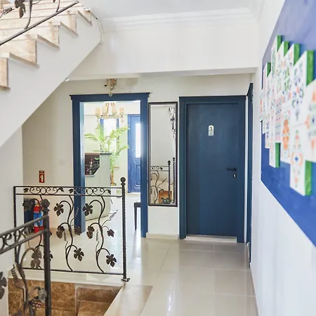 Hotel Ebruli 2*